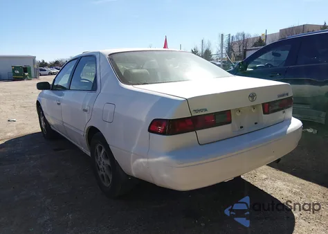 1999 Toyota Camry Xle V6 z USA, uszkodzony, nr VIN JT2BF28K2X0212085